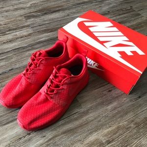 Nike Roshe One Tech Hyperfuse Shoes
